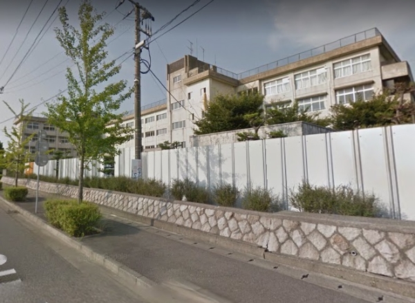 新潟市中央区弁天橋通2丁目の土地(新潟市立山潟中学校)