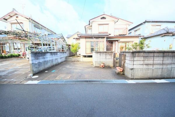 新潟市中央区山二ツ２丁目の中古一戸建て