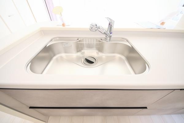 新潟市中央区京王３丁目の新築一戸建