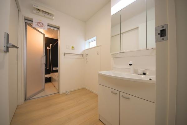 新潟市中央区有明台の新築一戸建