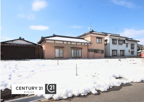 新潟市秋葉区新金沢町の新築一戸建