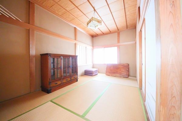 新潟市西蒲区曽根の中古一戸建て