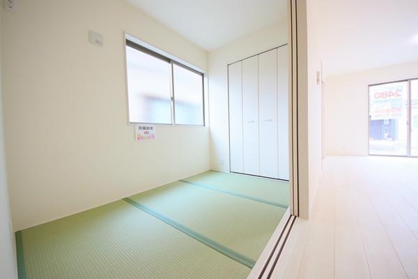 新潟市西区上新栄町６丁目の新築一戸建