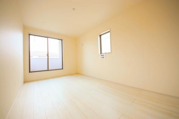 新潟市西区上新栄町６丁目の新築一戸建