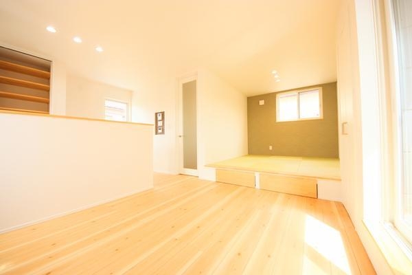 東区石山3丁目　新築戸建