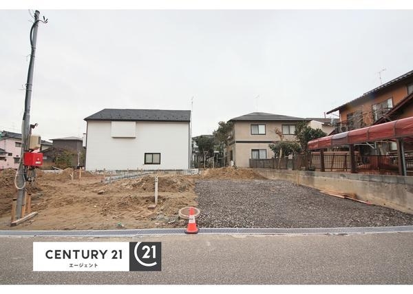 新潟市西区小針５丁目の新築一戸建