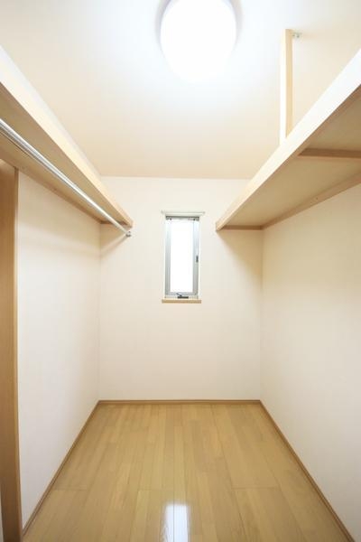新潟市江南区亀田水道町４丁目の中古一戸建て