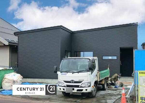 長岡市下々条町　平屋　新築戸建