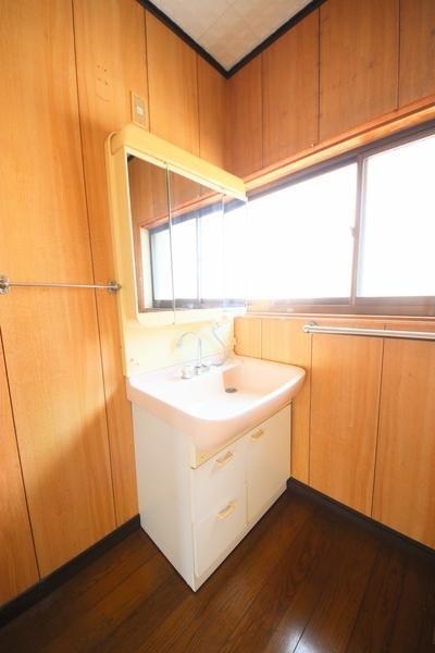 新潟市東区逢谷内５丁目の中古一戸建て