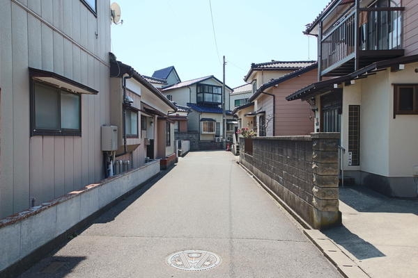 東区逢谷内5丁目　売地