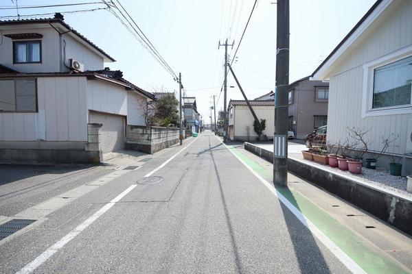 東区粟山2丁目　売地