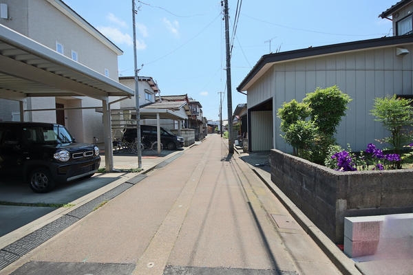長岡市千歳3丁目　新築戸建