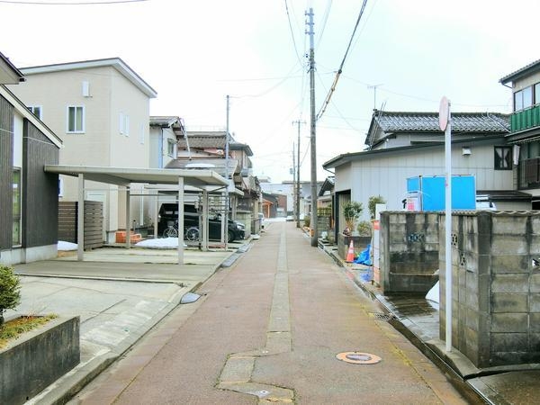 長岡市千歳3丁目　新築戸建