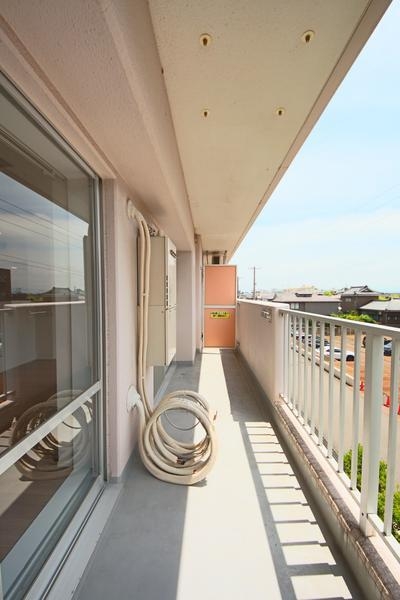サーム新石山弐番館