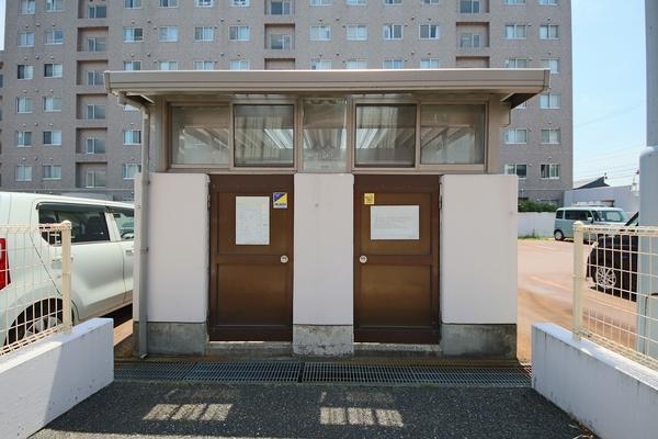 サーム新石山弐番館