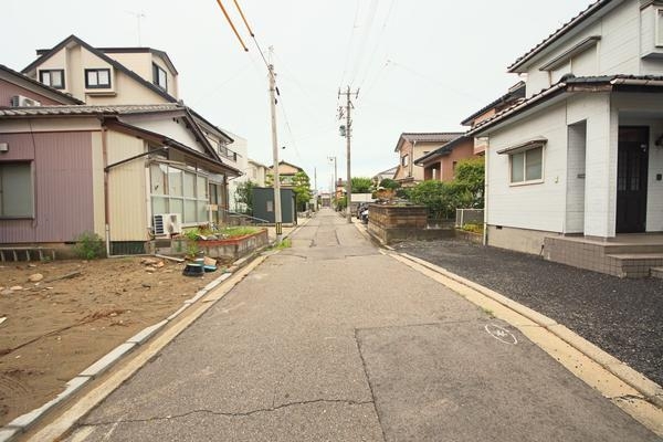 中央区女池8丁目　新築戸建