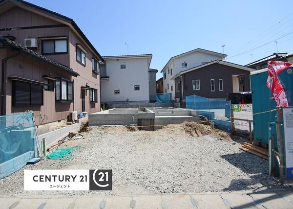 新潟市西区寺尾上２丁目の新築一戸建