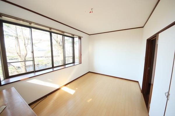 新潟市南区山崎興野の中古一戸建て