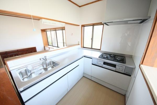 新潟市南区山崎興野の中古一戸建て