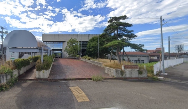燕市杉柳の新築一戸建(燕市文化会館)