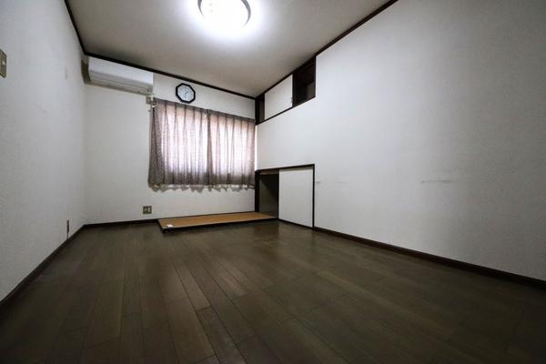 新潟市西区真砂４丁目の中古一戸建て