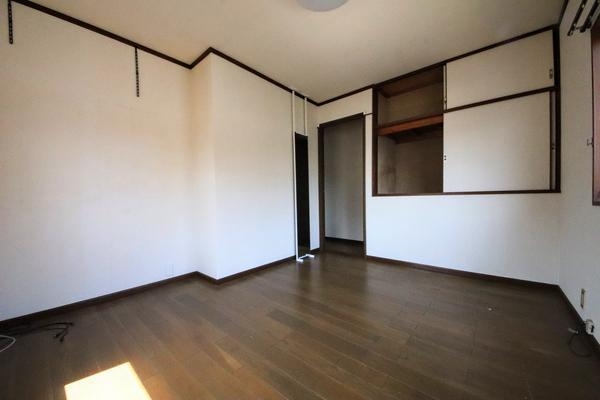 新潟市西区真砂４丁目の中古一戸建て