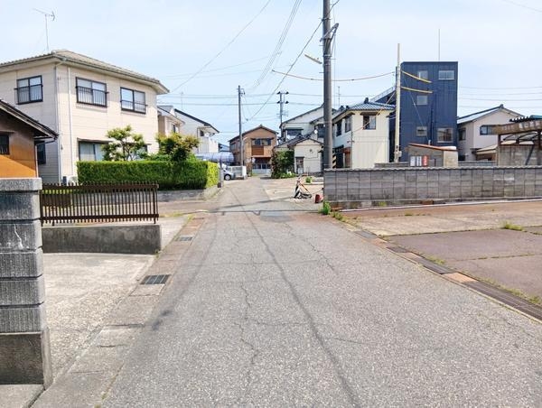 新潟市江南区亀田新明町５丁目の中古一戸建て