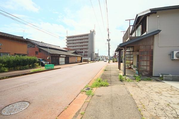 長岡市西神田町1丁目　新築戸建