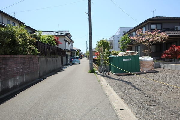 新潟市西区新通西２丁目の新築一戸建