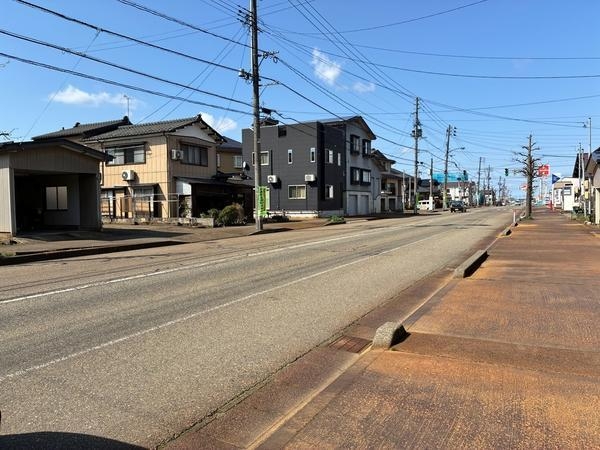 長岡市新保4丁目　新築戸建