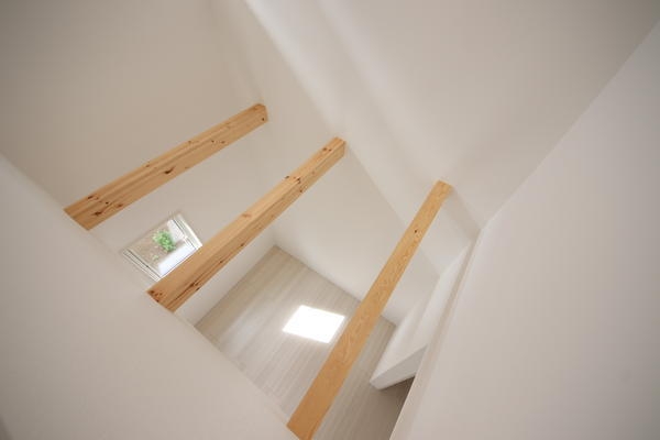 長岡市新保4丁目　黒　新築戸建