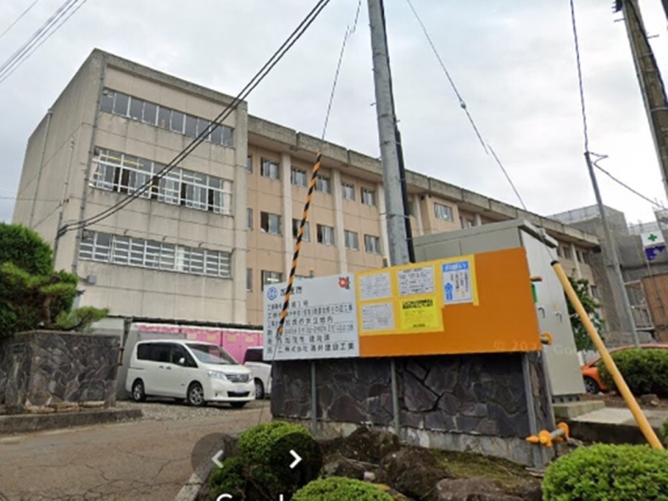 加茂市新栄町の新築一戸建(加茂市立葵中学校)