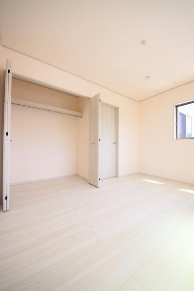 新発田市中曽根町１丁目の新築一戸建