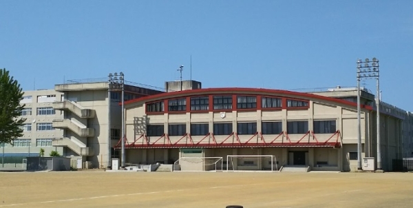 三条市新光町の中古一戸建て(三条市立第二中学校)