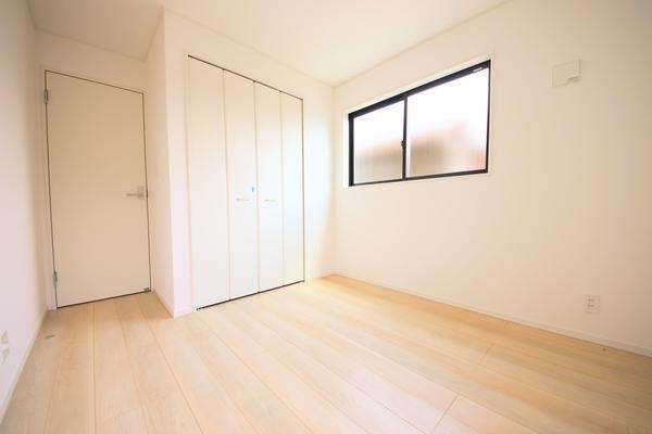 新潟市江南区亀田新明町２丁目の新築一戸建