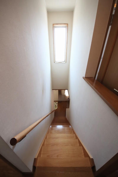 新潟市西区鳥原の中古一戸建て