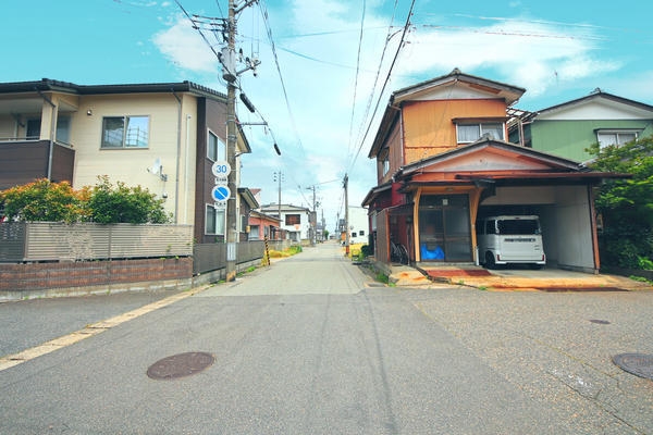 東区寺山2丁目　中古戸建