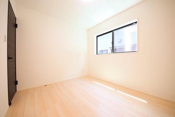 長岡市城岡3丁目　新築戸建