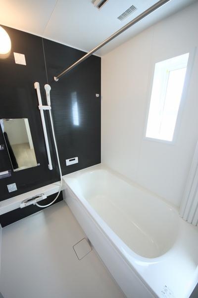 新潟市秋葉区善道町１丁目の新築一戸建