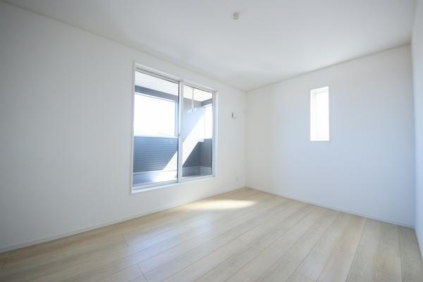 新潟市秋葉区善道町１丁目の新築一戸建