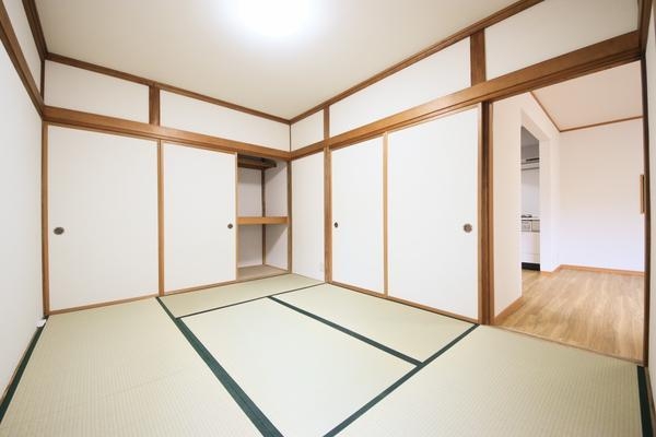 新潟市西区五十嵐２の町の中古一戸建て