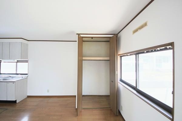 新潟市秋葉区荻島１丁目の中古一戸建て