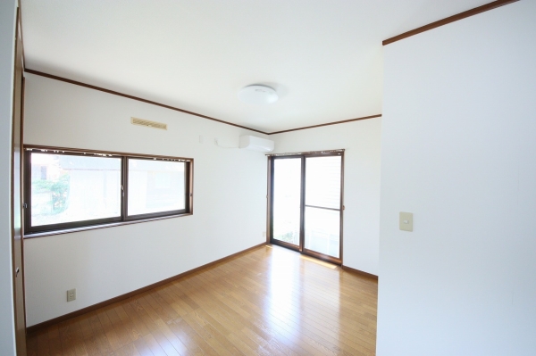 秋葉区荻島1丁目　中古戸建
