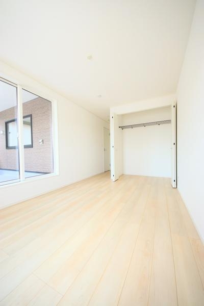 新潟市東区石山６丁目の新築一戸建