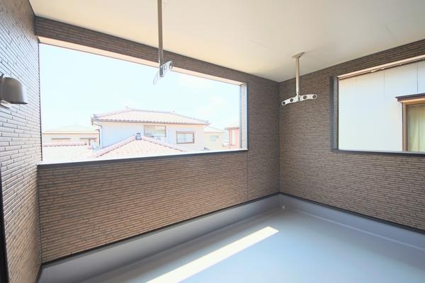 新潟市東区石山６丁目の新築一戸建