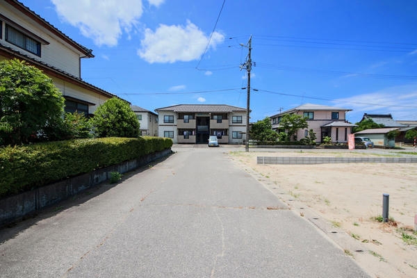 新発田市諏訪町３丁目の新築一戸建