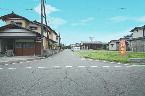 新発田市新富町１丁目の新築一戸建