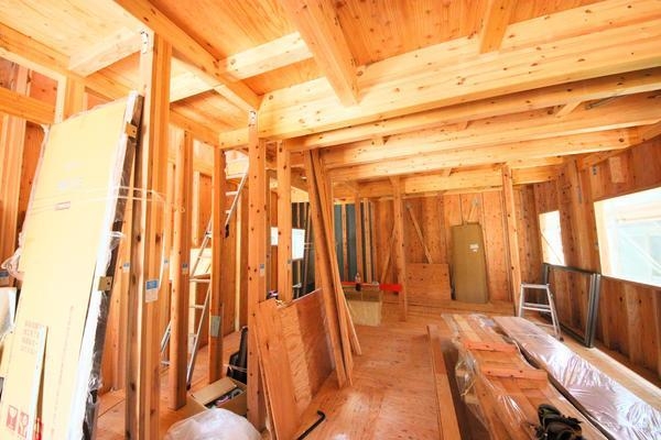 新潟市西蒲区和納の新築一戸建