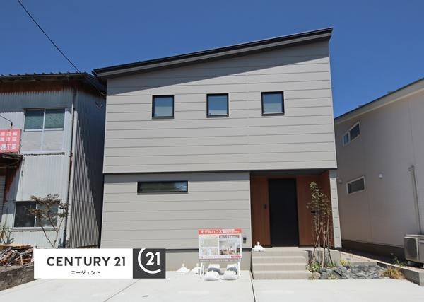 新潟市西区小針西２丁目の新築一戸建