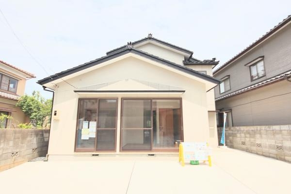 新潟市西区五十嵐東１丁目の中古一戸建て